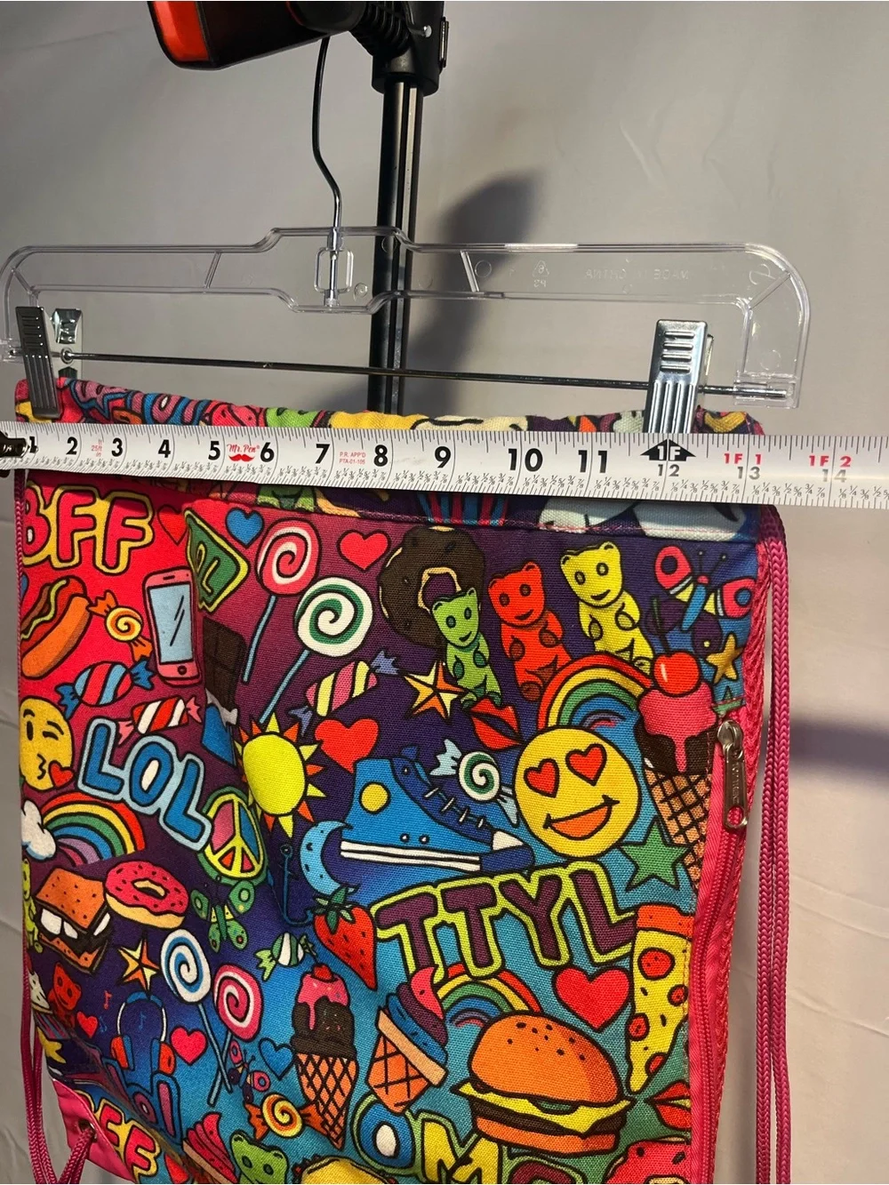 TOP TRENZ vibrant, multi-colored all Over doodle print duffel bag